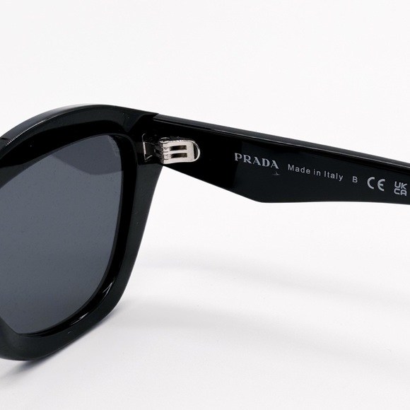 NEW PRADA PRA02S 16K08Z WOMEN SUNGLASSES SPRA02 BLACK GREY GEOMETRIC EYEWEAR - Picture 9 of 10